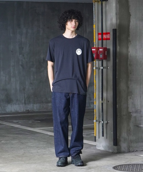 DESIGN TEE/BANKS(バンクス)バックブランドロゴプリントスタンダードフィット半袖カットソー（Tシャツ/カットソー）｜BANKS（バンクス）