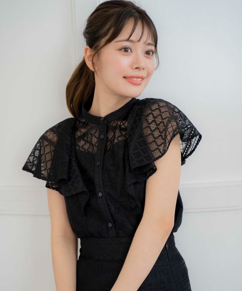 NOELA(ノエラ)の「ラメレースフレアブラウス(シャツ/ブラウス・レディース・ライトグリーン/ブラック/オフホワイト/ブルー・フリー)」の6枚目の写真