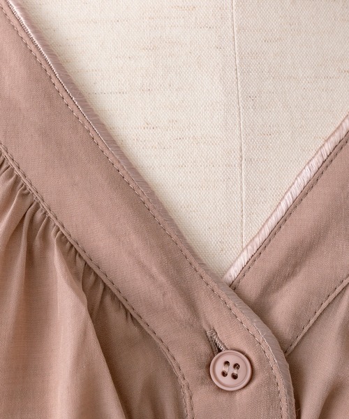 ear PAPILLONNER（イアパピヨネ）の「《羽織としても使える》ギャザーワンピース【SUM1 STYLE】（ワンピース・レディース・ブラック/モカ・FREE）」の7枚目の写真