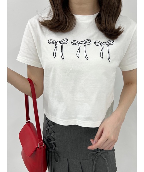 PHILLY(フィリー)の「【PHILLY】リボン刺繍Tシャツ(Tシャツ/カットソー・レディース・ホワイト/ブラック・FREE)」の15枚目の写真