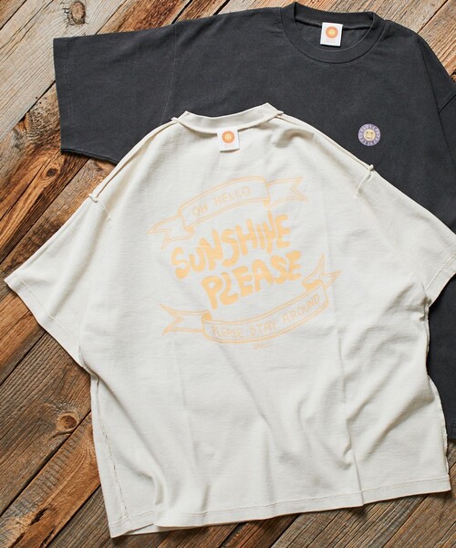 Jonas Claesson（ジョナスクレアッソン）の「JONAS CLAESSON/ジョナスクレアッソン Insideout  Sunshine Please Tee/インサイドアウト サンシャイン プリーズTシャツ/リバーシブル/リラックスフィット（Tシャツ/カットソー・メンズ・チャコールグレー/オフホワイト/ターコイズブルー・MEDIUM/LARGE）」の19枚目の写真