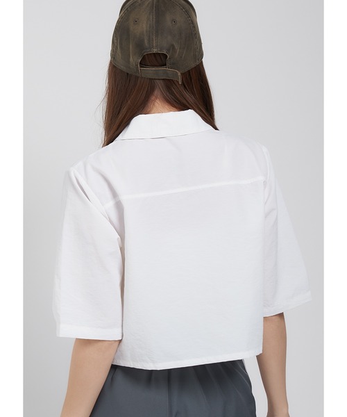 Adoon plain(アドーンプレーン)の「ナイロンジップシャツ(シャツ/ブラウス・レディース・ホワイト/ライトブルー/ブラック・FREE)」の5枚目の写真