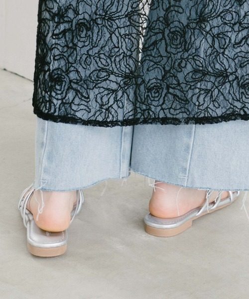 archives（アルシーヴ）の「フラットロープサンダル（サンダル・レディース・アイボリー/ブラック/シルバーグレー・MEDIUM/LARGE）」の12枚目の写真