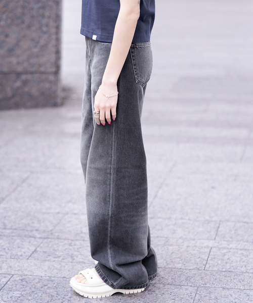 Carhartt WIP（カーハートダブリューアイピー）の「CARHARTT W JANE
