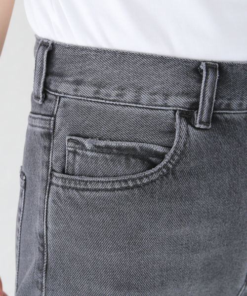 Carhartt WIP(カーハートダブリューアイピー)の「CARHARTT W JANE PANT I030497(デニムパンツ・レディース・ブラック・26/25)」の19枚目の写真