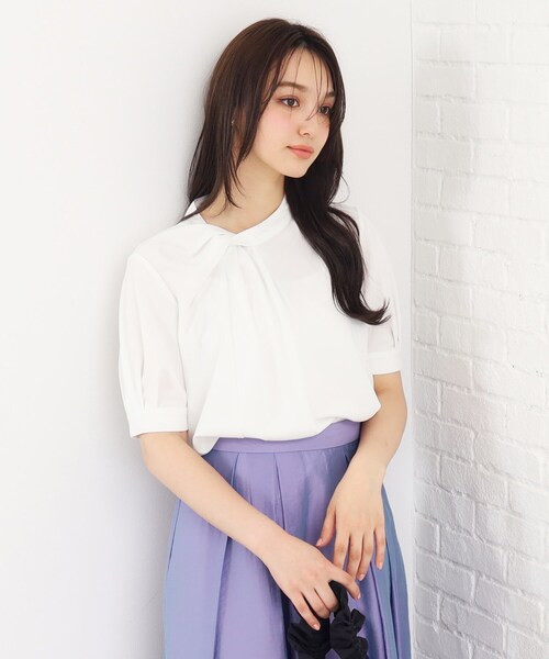 index（インデックス）の「◆UV アシメタック5分袖トップス【接触冷感/洗濯機洗い可】（Tシャツ/カットソー・レディース・ネイビー/サックスブルー/オフホワイト・36/38/40/42）」の4枚目の写真