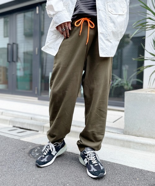 United Athle(ユナイテッドアスレ)の「【United Athle】point color tapered rib sweat pants / ポイントカラー テーパード リブスウェットパンツ 5017 9974(スウェットパンツ・メンズ・ブラック/グレー/オリーブ/ネイビー/ホワイト/バーガンディー/ダークブラウン・M/S/XL/L)」の6枚目の写真