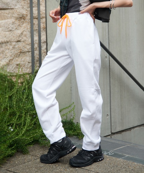 United Athle(ユナイテッドアスレ)の「【United Athle】point color tapered rib sweat pants / ポイントカラー テーパード リブスウェットパンツ 5017 9974(スウェットパンツ・メンズ・ブラック/グレー/オリーブ/ネイビー/ホワイト/バーガンディー/ダークブラウン・M/S/XL/L)」の17枚目の写真