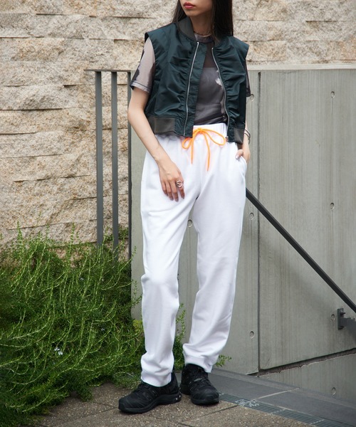 United Athle(ユナイテッドアスレ)の「【United Athle】point color tapered rib sweat pants / ポイントカラー テーパード リブスウェットパンツ 5017 9974(スウェットパンツ・メンズ・ブラック/グレー/オリーブ/ネイビー/ホワイト/バーガンディー/ダークブラウン・M/S/XL/L)」の19枚目の写真