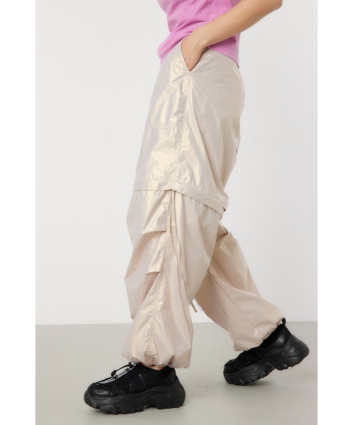 RODEO CROWNS WIDE BOWL（ロデオクラウンズワイドボウル）の「メタリックパラシュートパンツ（その他パンツ・レディース・ブラック/ライトピンク/シルバー・FREE）」の15枚目の写真