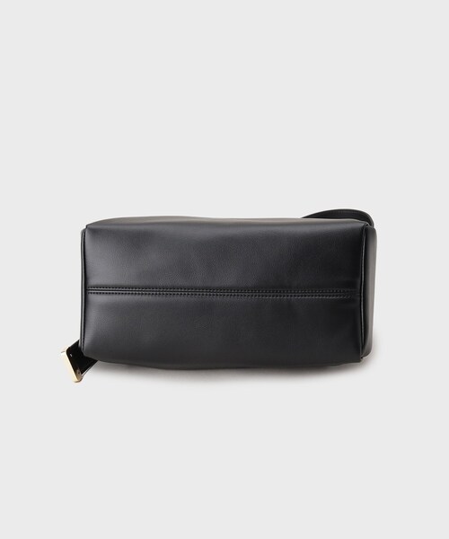 OPAQUE.CLIP（オペークドットクリップ）の「◆【軽量／2WAY】ワイドワンショルダーバッグ（ショルダーバッグ・レディース・ブラック/ベージュ・00）」の11枚目の写真