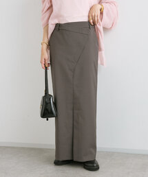 【さり気ない存在感】ラップスラックススカート