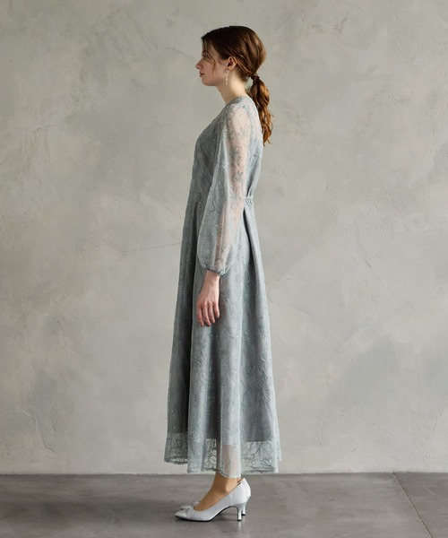 AIMER（エメ）の「スパンコールフラワー刺繍ロングスリーブパーティードレス　結婚式　お呼ばれ　ドレス　20代 30代 40代（ドレス・レディース・イエロー/ブラウン/ライトグリーン系/オールドローズ系/スモーキーグリーン系・MEDIUM/SMALL）」の22枚目の写真