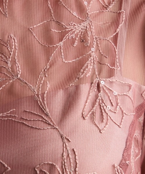 AIMER（エメ）の「スパンコールフラワー刺繍ロングスリーブパーティードレス　結婚式　お呼ばれ　ドレス　20代 30代 40代（ドレス・レディース・イエロー/ブラウン/ライトグリーン系/オールドローズ系/スモーキーグリーン系・MEDIUM/SMALL）」の20枚目の写真