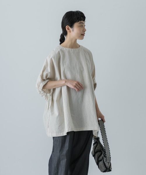 かぐれ（カグレ）の「ギャザースリーブワイドプルオーバー（シャツ/ブラウス・レディース・ナチュラル/ブラック・FREE）」の16枚目の写真