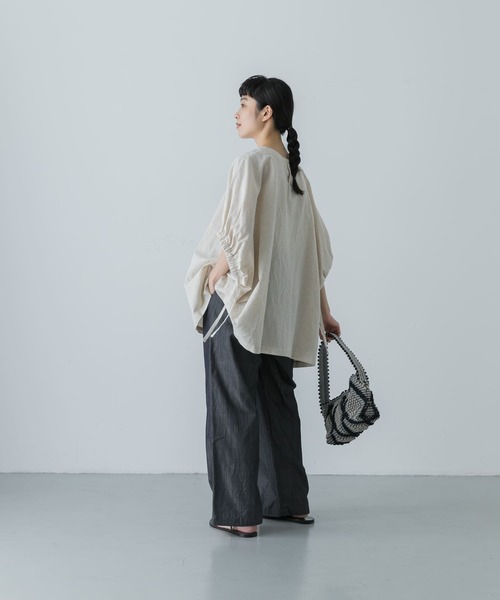 かぐれ（カグレ）の「ギャザースリーブワイドプルオーバー（シャツ/ブラウス・レディース・ナチュラル/ブラック・FREE）」の20枚目の写真