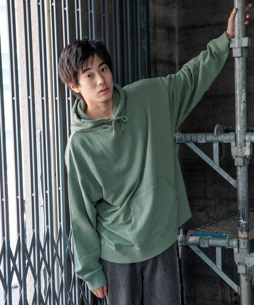 niko and...（ニコアンド）の「16/-OE USA COTTON BIG PARKA　/ USAコットン裏毛フードパーカー（パーカー・メンズ・ライトグレー/グリーン/チャコール・MEDIUM/BIG(L)）」の11枚目の写真