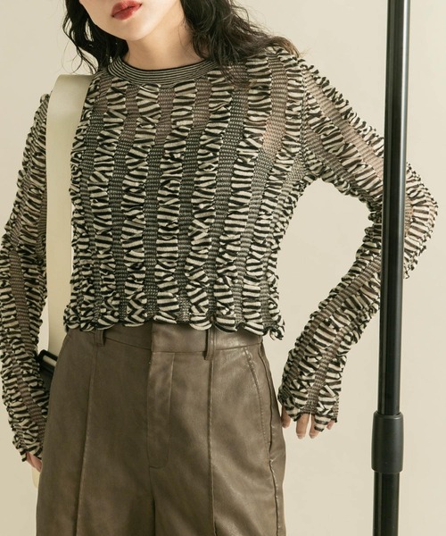 KBF（ケイビーエフ）の「シャーリングコンパクトニット（ニット/セーター・レディース・ブラック系その他/グリーン系その他/レッド系その他・ONE）」の2枚目の写真