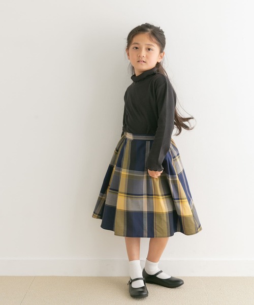 URBAN RESEARCH DOORS(アーバンリサーチドアーズ)の「『親子リンク』カラーチェックスカート(KIDS)(その他パンツ・キッズ・ブルー/ネイビー/ブラック・105/135/120)」の14枚目の写真