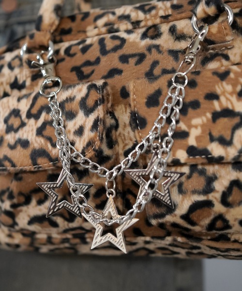 SPINNS（スピンズ）の「チェーンストラップ付き 2ポケットレオパードファーボストンバッグ（ボストンバッグ・レディース・ブラウン系その他/グレー系その他・ONESIZE）」の10枚目の写真