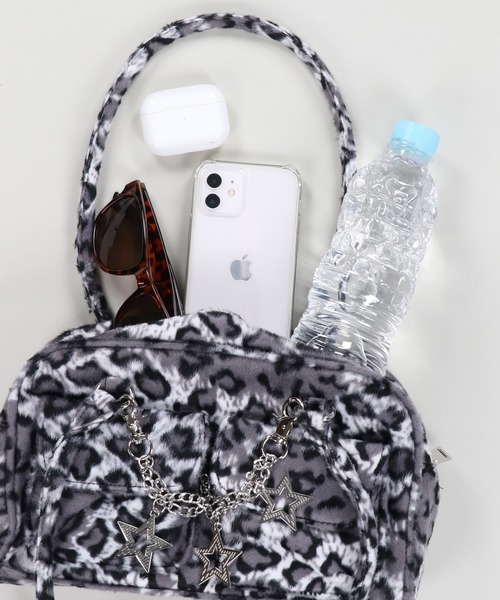 SPINNS（スピンズ）の「チェーンストラップ付き 2ポケットレオパードファーボストンバッグ（ボストンバッグ・レディース・ブラウン系その他/グレー系その他・ONESIZE）」の20枚目の写真