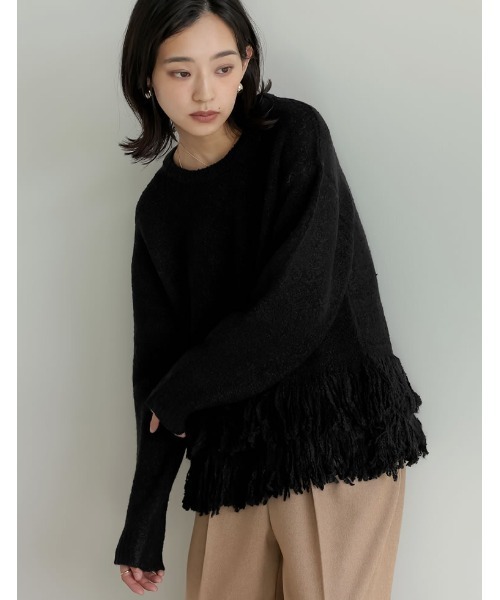 2024-25 WINTER COLLECTION]ブークレ裾フリンジニットトップス