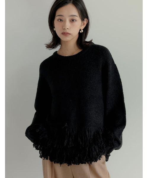 Re:EDIT（リエディ）の「[2024-25 WINTER COLLECTION]ブークレ裾フリンジニットトップス（ニット/セーター・レディース・ベージュ/ブラック/アイボリー・MEDIUM/LARGE）」の16枚目の写真