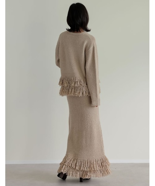Re:EDIT（リエディ）の「[2024-25 WINTER COLLECTION]ブークレ裾フリンジニットトップス（ニット/セーター・レディース・ベージュ/ブラック/アイボリー・MEDIUM/LARGE）」の21枚目の写真