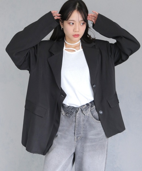 cheriella（シェリエラ）の「【cheriella】カットオフアシンメトリー ルーズジャケット CUTOFF ASYMMETRIC LOOSE JACKET（テーラードジャケット・レディース・ブラック/グレイッシュベージュ/チャコールグレー・M）」の15枚目の写真