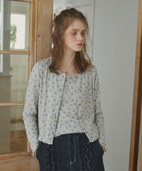 idem(イデム)の「flower ensemble cardigan/フラワーアンサンブルカーディガン(アンサンブル・レディース・ナチュラル/ネイビー・FREE)」の22枚目の写真