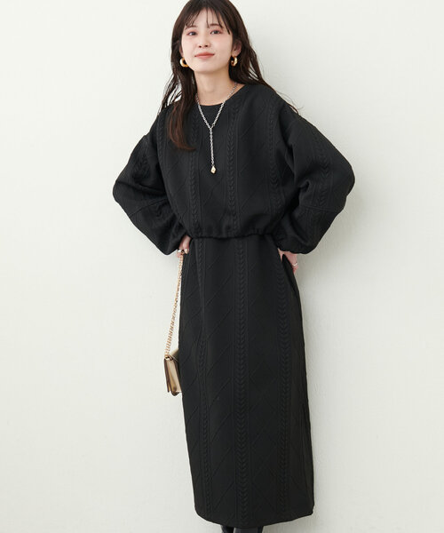 natural couture（ナチュラルクチュール）の「ケーブルジャガードワンピース×トップスSET（ワンピース・レディース・ベージュ/チャコールグレー/カーキ/ブラック・FREE）」の7枚目の写真