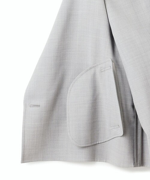 23区（ニジュウサンク）の「TWライトリバー ショートトレンチコート（トレンチコート・レディース・ベージュ系/ライトグレー系・38）」の7枚目の写真