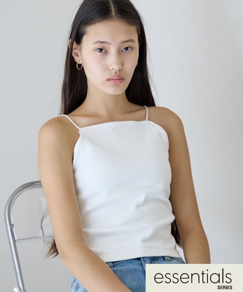 FOREVER 21（フォーエバー トゥエンティーワン）の「【2025SS】カップ付きリブキャミソール（キャミソール・レディース・オフホワイト/チャコールグレー/ブラック/ピンク・SMALL/MEDIUM/LARGE）」の2枚目の写真