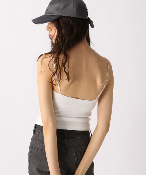 FOREVER 21（フォーエバー トゥエンティーワン）の「【2025SS】カップ付きリブキャミソール（キャミソール・レディース・オフホワイト/チャコールグレー/ブラック/ピンク・SMALL/MEDIUM/LARGE）」の12枚目の写真