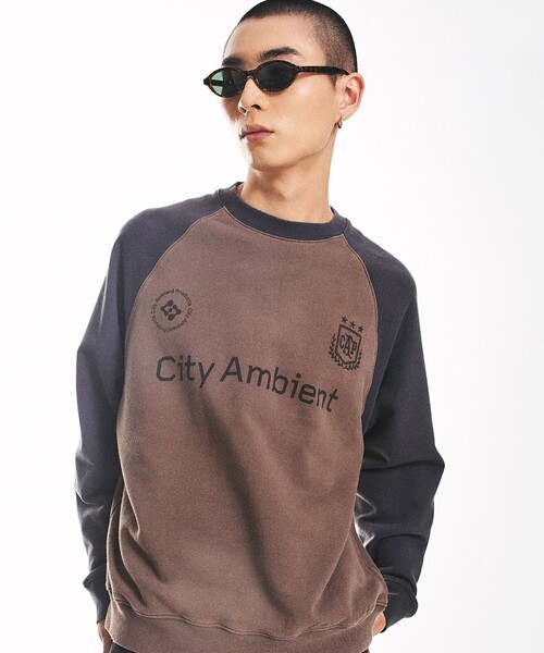 City Ambient Products(シティアンビエントプロダクツ)の「City Ambient Products: ラグランスリーブ プリント スウェット(スウェット・メンズ・オフホワイト/ライトブルー/ブラウン・SMALL/MEDIUM/LARGE)」の3枚目の写真