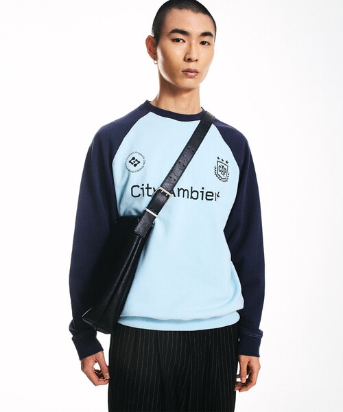 City Ambient Products(シティアンビエントプロダクツ)の「City Ambient Products: ラグランスリーブ プリント スウェット(スウェット・メンズ・オフホワイト/ライトブルー/ブラウン・SMALL/MEDIUM/LARGE)」の6枚目の写真