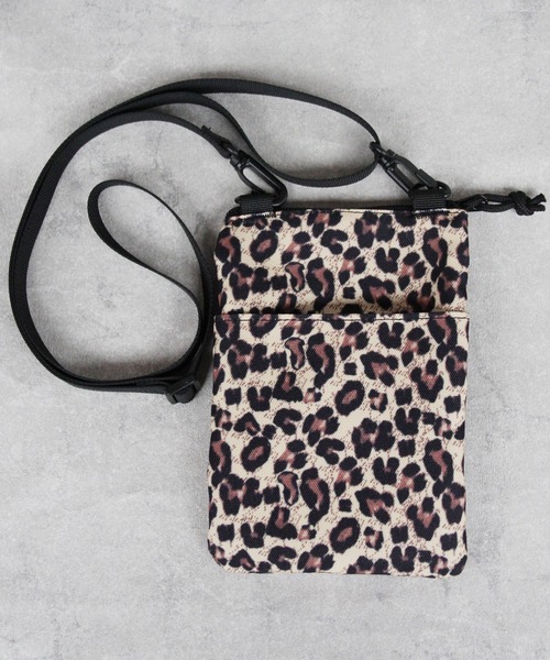 THRASHER（スラッシャー）の「THRASHER ショルダーポーチ（ショルダーバッグ・メンズ・ブラック系その他/レオパード/ブラック・FREE）」の13枚目の写真