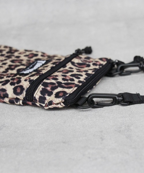THRASHER（スラッシャー）の「THRASHER ショルダーポーチ（ショルダーバッグ・メンズ・ブラック系その他/レオパード/ブラック・FREE）」の8枚目の写真