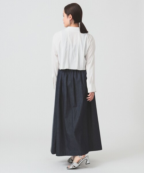 RBS（アールビーエス）の「RBS / カットオフ クロップド シャツ（シャツ/ブラウス・レディース・ライトグレー/ホワイト・ONE SIZE）」の5枚目の写真