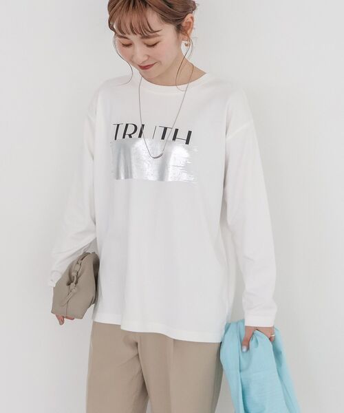 AMERICAN HOLIC（アメリカンホリック）の「TRUTH箔プリントカットプルオーバー（Tシャツ/カットソー・レディース・オフホワイト・M/L）」の2枚目の写真