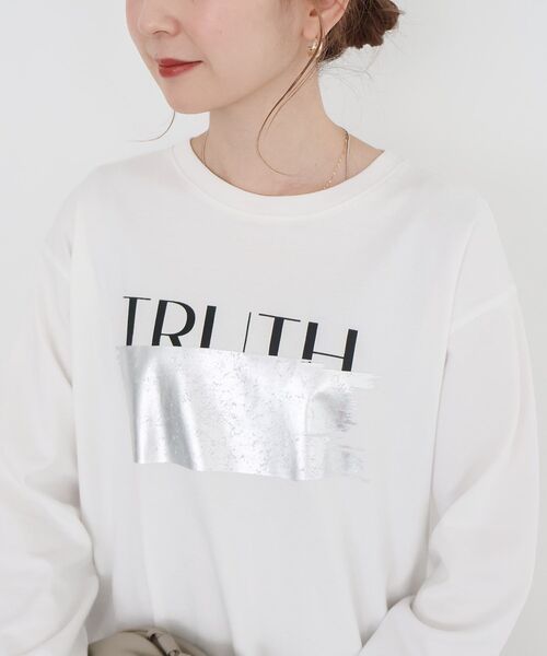 AMERICAN HOLIC（アメリカンホリック）の「TRUTH箔プリントカットプルオーバー（Tシャツ/カットソー・レディース・オフホワイト・M/L）」の3枚目の写真