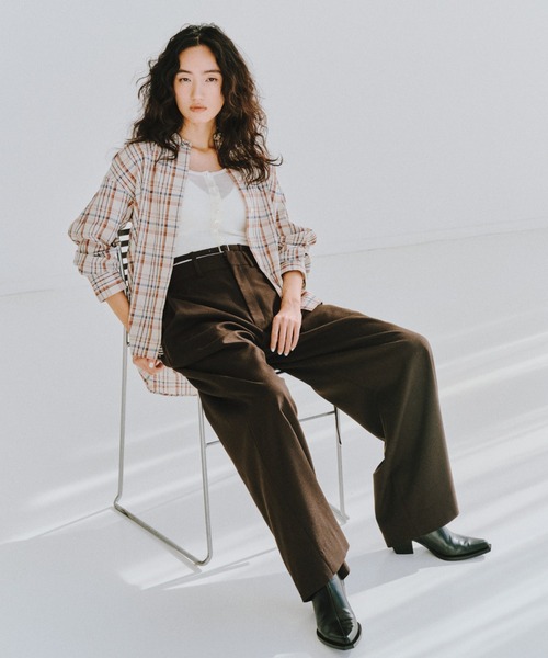 styling/（スタイリング）の「サイドタブワイドシャツ（シャツ/ブラウス・レディース・ベージュ/ネイビー/チャコールグレー/クリーム・FREE）」の5枚目の写真