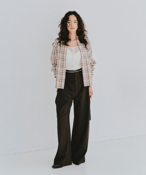 styling/（スタイリング）の「サイドタブワイドシャツ（シャツ/ブラウス・レディース・ベージュ/ネイビー/チャコールグレー/クリーム・FREE）」の6枚目の写真