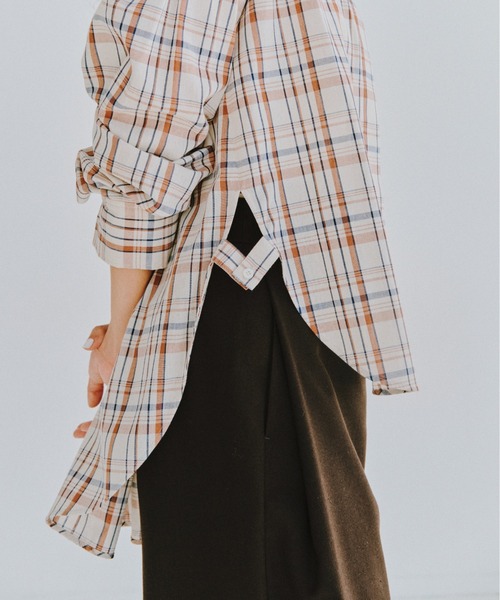 styling/（スタイリング）の「サイドタブワイドシャツ（シャツ/ブラウス・レディース・ベージュ/ネイビー/チャコールグレー/クリーム・FREE）」の7枚目の写真