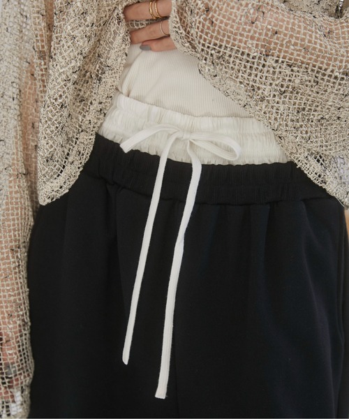 ANGIE（アンジー）の「ダブルウエスト スウェットパンツ（スウェットパンツ・レディース・オートミール/ブラック/ダークグレー・FREE）」の9枚目の写真