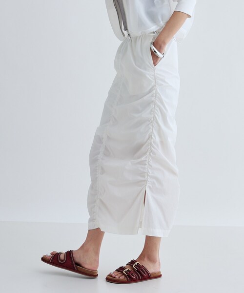 GALLEST(ギャレスト)の「シャーリングナイロンスカート(スカート・レディース・ホワイト/グレー/ライトグリーン・36/38)」の1枚目の写真