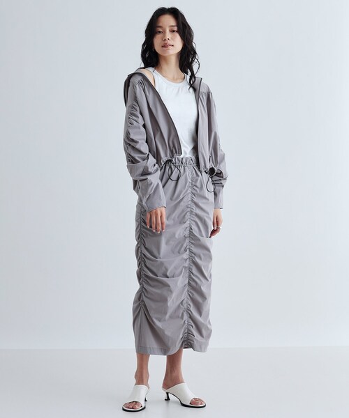 GALLEST(ギャレスト)の「シャーリングナイロンスカート(スカート・レディース・ホワイト/グレー/ライトグリーン・36/38)」の12枚目の写真