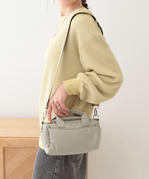 SHOO・LA・RUE（シューラルー）の「ボンディングミニショルダーバッグ（ショルダーバッグ・レディース・ナチュラル/ブラック/ライトベージュ・00）」の7枚目の写真