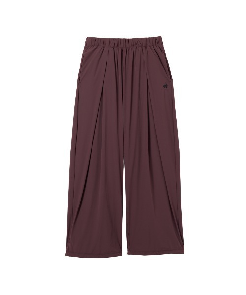 le coq sportif(ルコックスポルティフ)の「接触冷感ウーブンワイドパンツ(その他パンツ・レディース・ブラック/ブルー/ワインレッド・S/M/L/XL)」の3枚目の写真