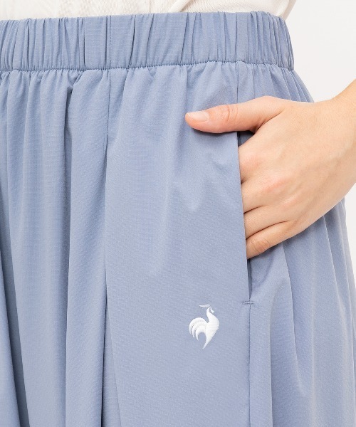 le coq sportif(ルコックスポルティフ)の「接触冷感ウーブンワイドパンツ(その他パンツ・レディース・ブラック/ブルー/ワインレッド・S/M/L/XL)」の14枚目の写真